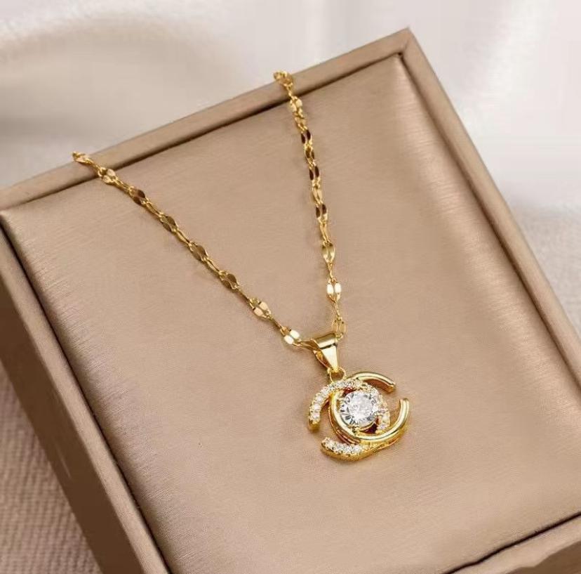 Minimal Luxe Necklace