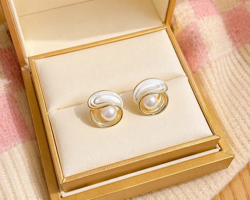 Elegant Pearl Shell Stud Earrings
